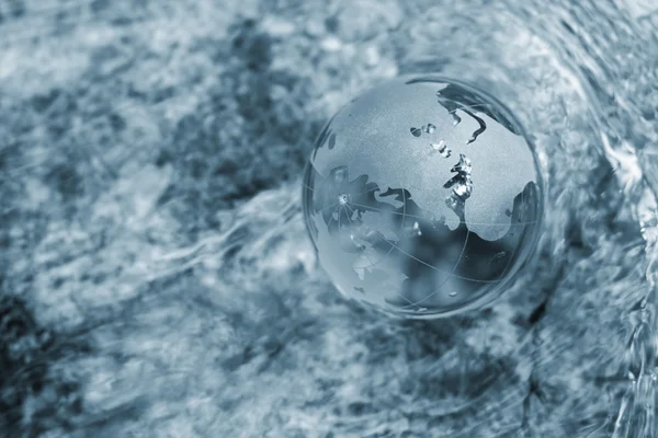 Corriente de agua, globo, ecología —  Fotos de Stock