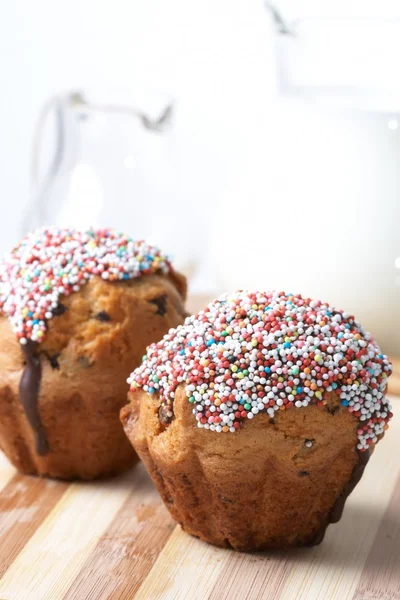 stock image Fresh muffins with milk