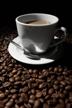 fincan kahve, kahve tahıl üzerinde mal ile