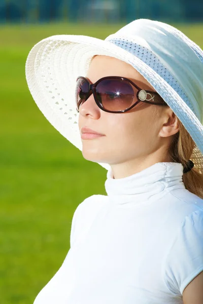 Lady in hat — Stock Photo, Image