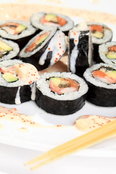 Sushi tradicional japonés — Foto de Stock