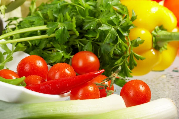 Légumes frais. Fruits et autres denrées alimentaires . — Photo