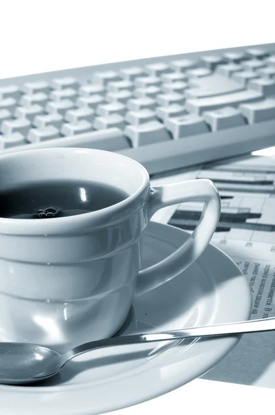 Xícara de café no escritório — Fotografia de Stock