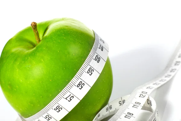 แอปเปิ้ลสีเขียววัดเมตร แอปเปิ้ลกีฬา — ภาพถ่ายสต็อก