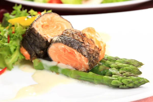 stock image Rosemary roasted salmon served with asparagus