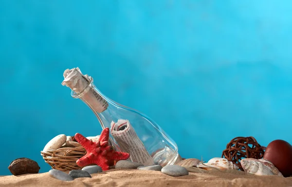 Natura morta di mare il messaggio in una bottiglia — Foto Stock