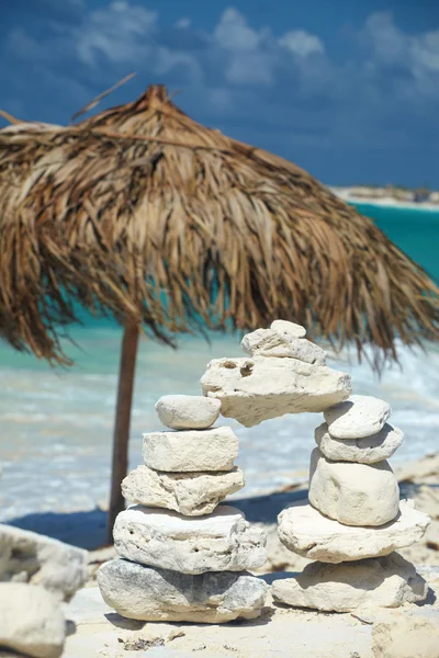 Op een tropisch eiland, reizen achtergrond, cuba — Stockfoto