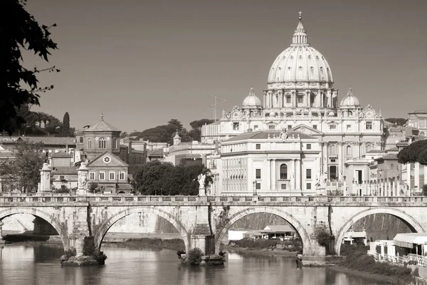 Cidade do Vaticano de Ponte Umberto I em Roma, Itália — Fotografia de Stock