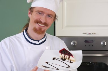 pasta ile genç Şef