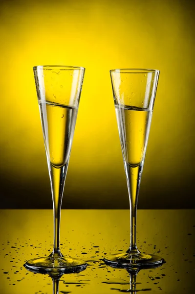 Brindisi di festa con champagne Foto Stock Royalty Free