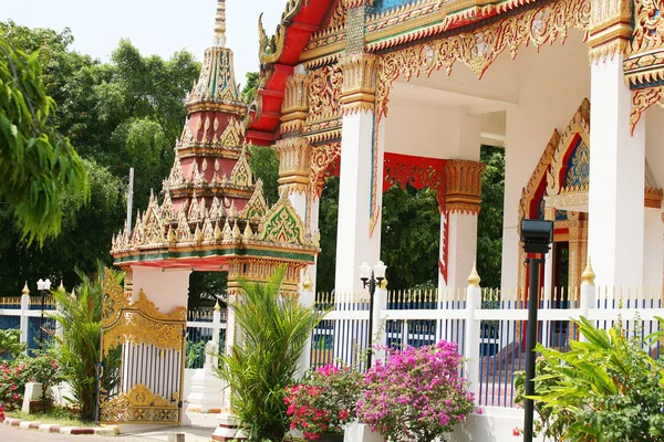 Buddyjska świątynia w Tajlandii. — Zdjęcie stockowe