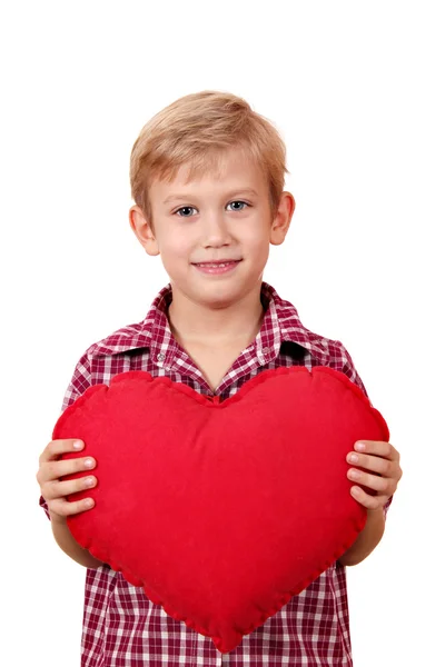 Pojke med stort rött hjärta — Stockfoto