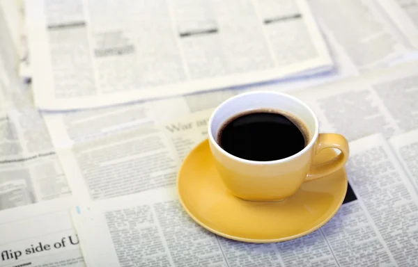 Morning Coffee and Newspaper — Stock Photo, Image