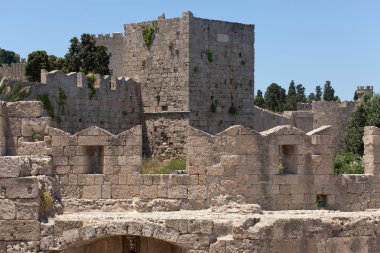 Castle walls clipart