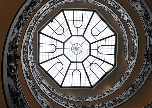 Escadaria em espiral, Museu do Vaticano, Roma — Fotografia de Stock