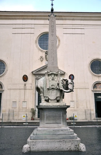 Bernini's Elephanto — Stockfoto