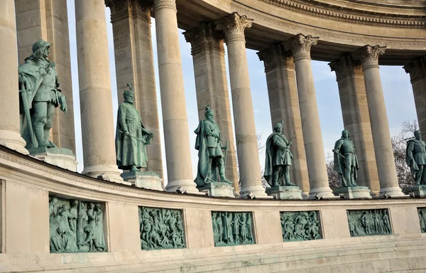 Heldenplatz - Statuen — Stockfoto
