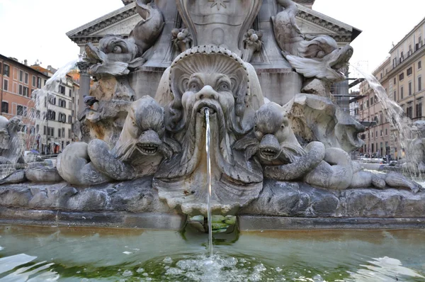 Fountain and Pantheon, Rome — Stock Photo, Image