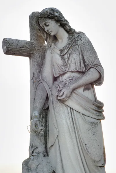 Escultura de um anjo — Fotografia de Stock