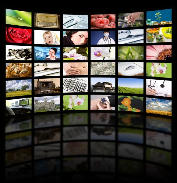 Fernsehproduktionskonzept. Fernsehbildschirme — Stockfoto