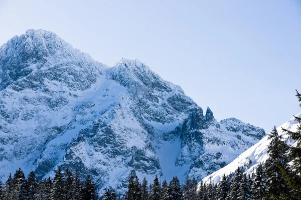 Tatras poloneses em paisagens de inverno — Fotografia de Stock