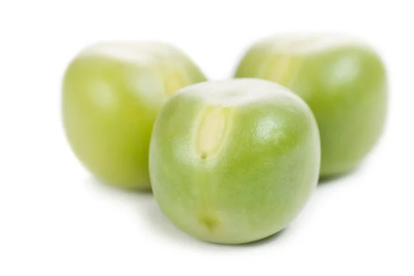 Fresh green peas isolated on white background — Stock Photo, Image