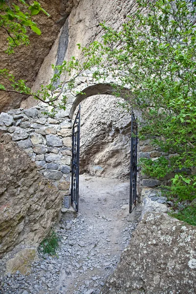 Entrance to prince Galitsins path — Stock Photo, Image