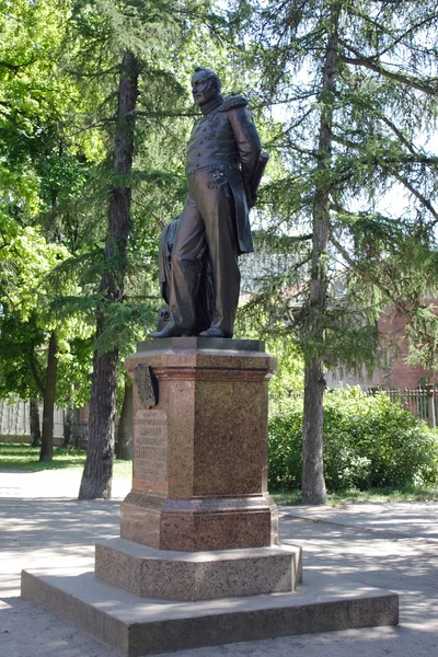Памятник адмиралу Беллингсхаузену — стоковое фото