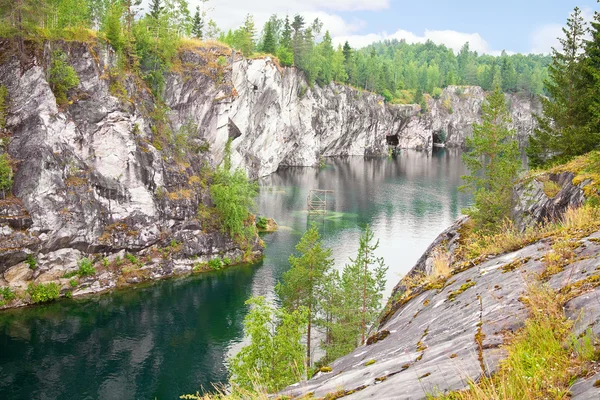 Cañón de mármol en Karelia — Foto de Stock