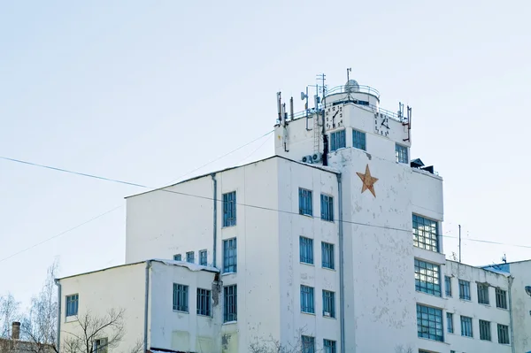 Gebouw van het stalin-tijdperk — Stockfoto