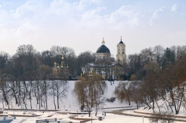 Tapınak Sarayı park vardır