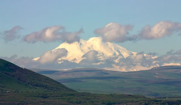 Góry elbrus. — Zdjęcie stockowe