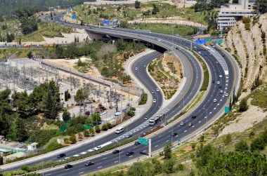 karayolu ile birçok otomobil Kudüs, üstten görünüm