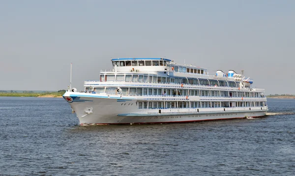 White river cruise boat — Stock Photo, Image