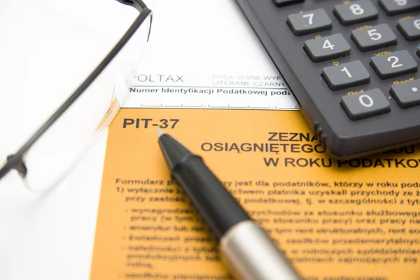 Filling in polish tax form — Stock Photo, Image