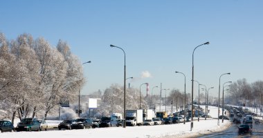 trafik sıkışıklığı kar yağışı sonra