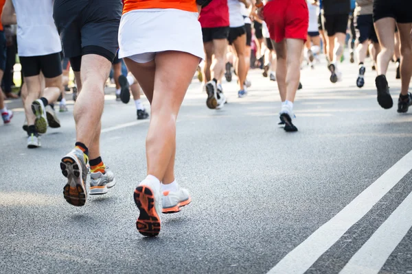 Correr na maratona — Fotografia de Stock