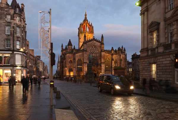 Edinburgh-i roal km-re és a st. giles cathedrale. Skócia. Egyesült Királyság. Stock Kép