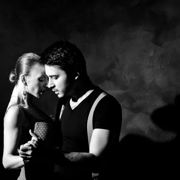 baştan çıkarma dansı