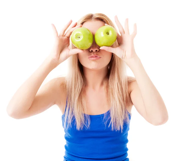 Mujer sosteniendo dos manzanas — Foto de Stock