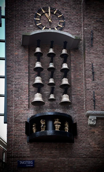 Amsterdam vieille ville cloches horloge — Photo