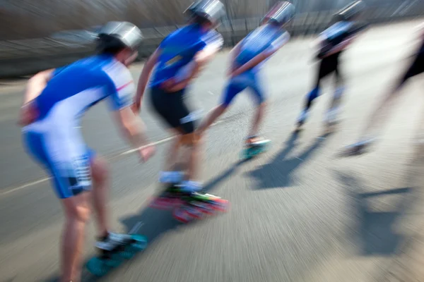Corrida de patinação de lâminas de rolo — Fotografia de Stock