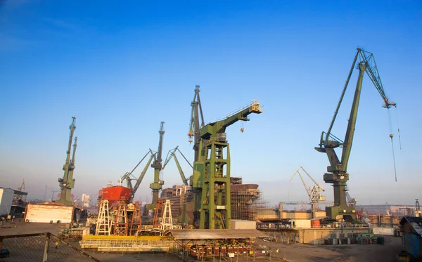Cranes at shipyard, Gdansk, Poland — Stock Photo, Image