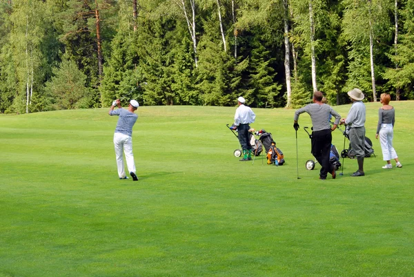 Grupp av golfare på country club — Stockfoto