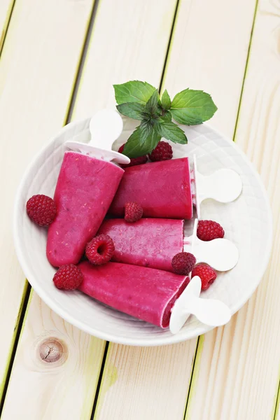 Raspberry ijsjes — Stockfoto