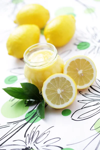 Лимонный творог — стоковое фото