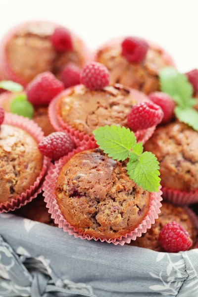 Muffins mit Himbeeren — Stockfoto