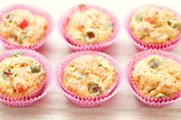 Muffins with green olives — Stock Photo, Image