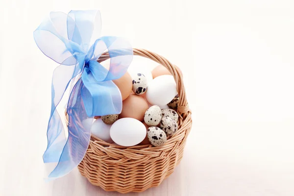 Sepet yumurta — Stok fotoğraf