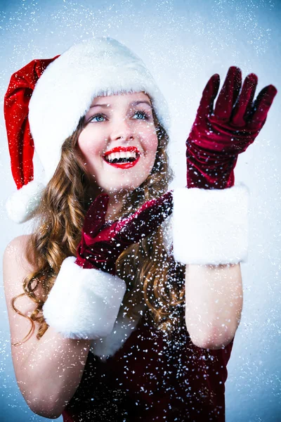 Krásná miss santa pohledu na sníh — Stock fotografie
